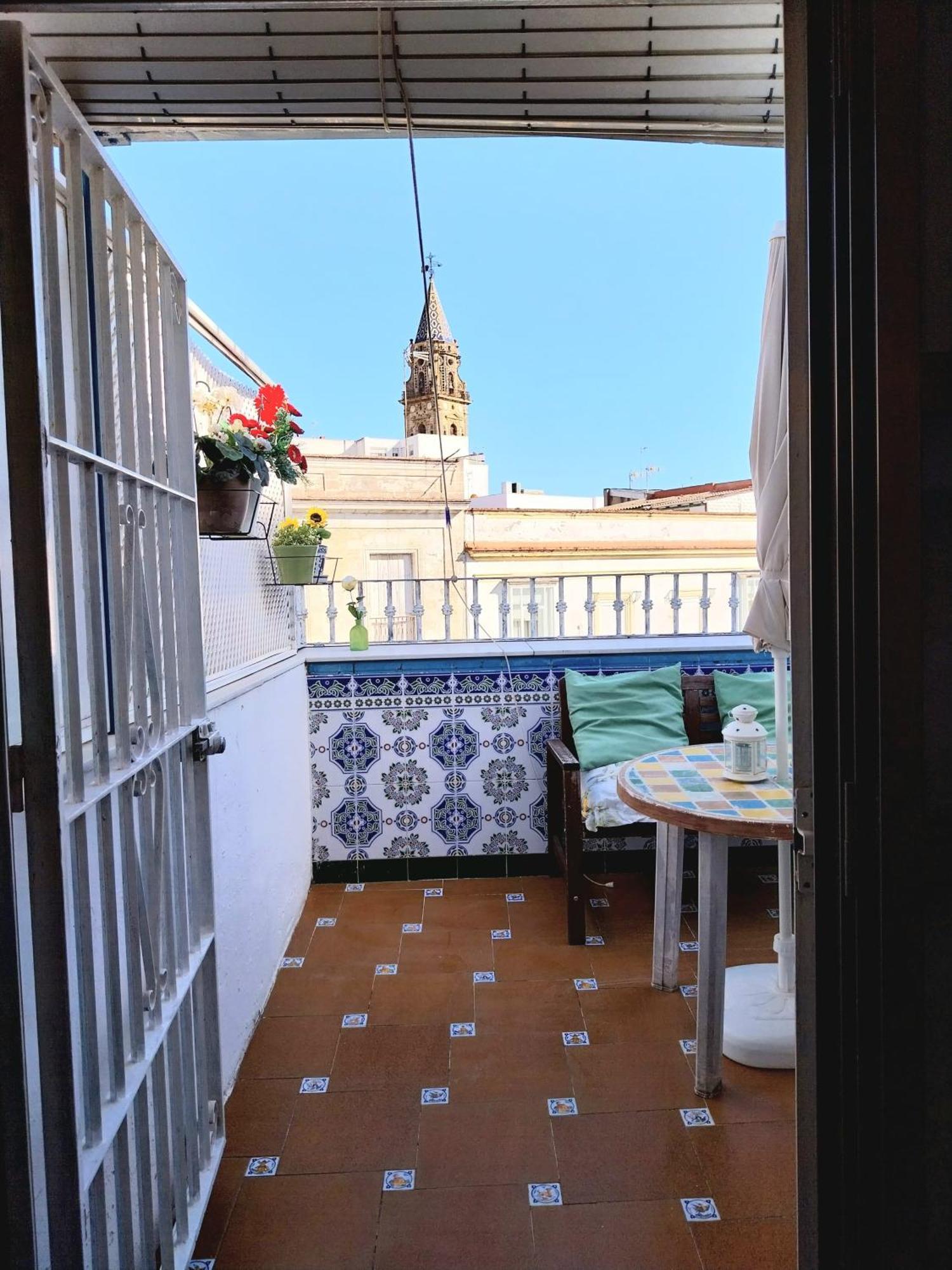 Top Atico Estudio Plaza Del Arenal - Terraza Con Vistas Jerez de la Frontera Luaran gambar